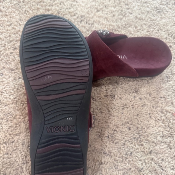 Vionic Burgundy Mules with Embellished Strap - Picture 4 of 4